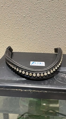 Têtière Noire Taille Cob Avec Cristaux Bleus, Perles Métal Et Rondelles Claires – NEUVE