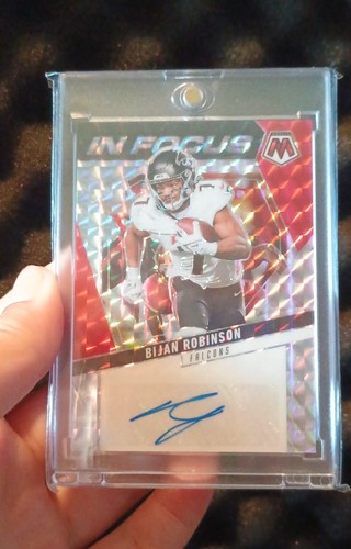 Bijan Robinson #5 2025 Panini Mosaic In Focus Signature card