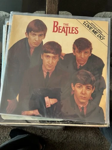 The Beatles - LOVE ME DO - 3 Track -  12” Single Red Parlophone Label - Vinyl NM