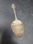 Chippendale by Lunt Sterling Silver Flat Handle cheese Server.  5 1/8" . 16 Gram