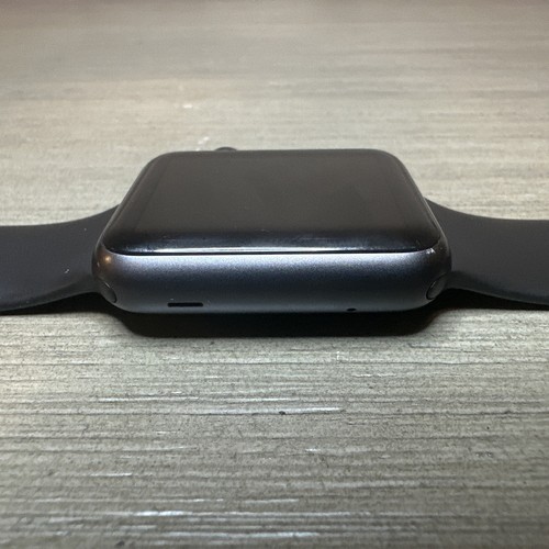Apple Watch 1st Generation 42mm 7000 Series Black - Factory Reset and Unlocked - Picture 5 of 8