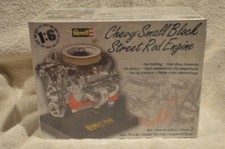 Revell Chevy Small Block Street Rod Engine 16 Die Cast Kit Factory Sealed New Revell Chevy Small Block Street Rod Engine 16 Die Cast Kit Factory Sealed New
