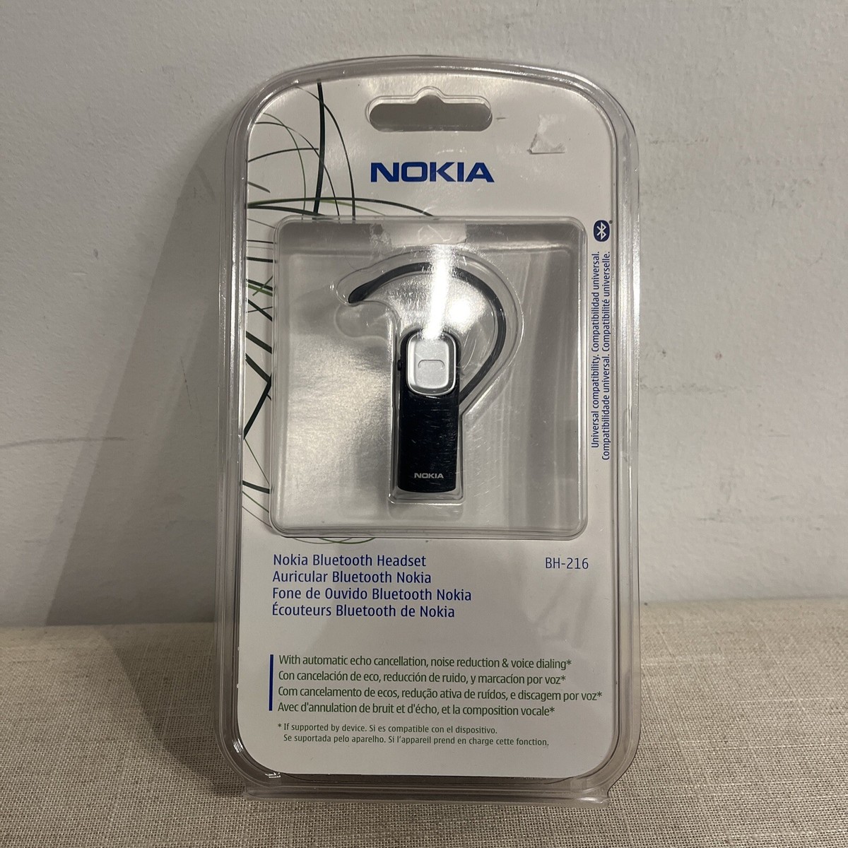 Nokia BH-216 Bluetooth Headset w/ Power charger NEW Sealed In Box