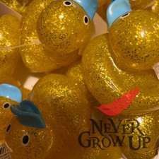 [NGU🪶] YELLOW GLITTER DUCKS Rubber Bath Ducks Pool Game Summer Water Fun Toys