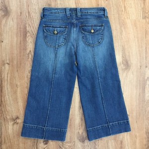 stretch denim capris with pockets