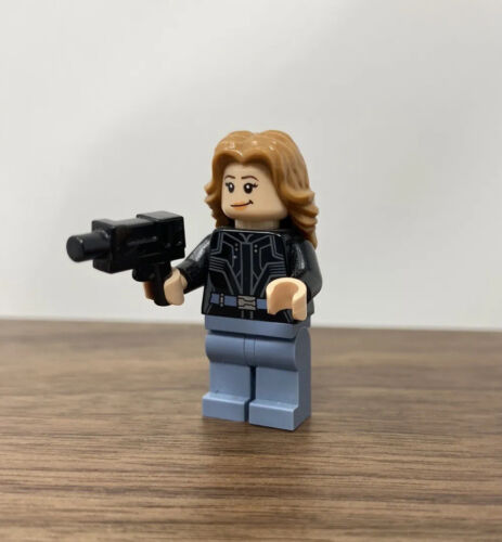 LEGO Agent 13 Sharon Carter Minifigure Supereroi Guerra Civile 76051 sh255 - Foto 1 di 4