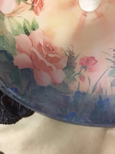 VINTAGE REVERSE PAINT LAMP SHADE ON METAL LAMP ROSES FLORAL 18 1/2” TALL WORKS - Picture 12 of 24