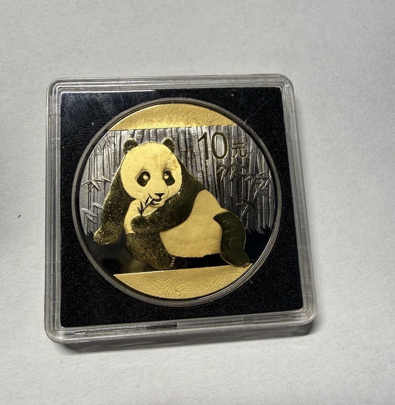 2015 10 YUAN CHINA BLACK RUTHENIUM SILVER AND 24KT  GOLD  PANDA WITH BOX No Cert