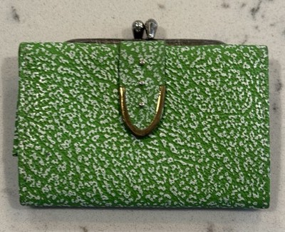 Vintage Wallet Coin Purse Kiss Lock Lime Green Leather