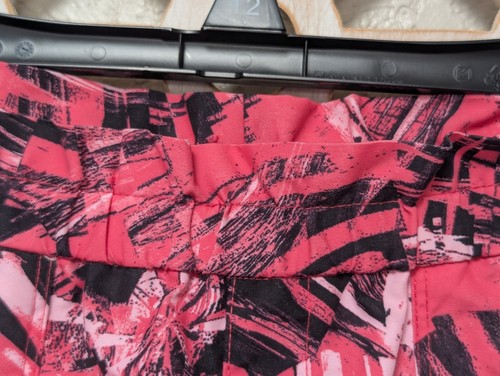 The North Face Girls Size L 14/16 Pull On Flash Dry Shorts Pink Black UPF 50 - Picture 3 of 7