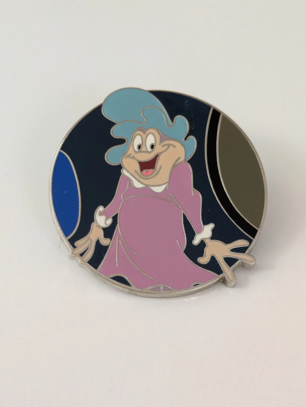 New ListingDisney Disguises Series 2 Reveal Conceal Mystery Pin Mr Toads Wild Ride 2020