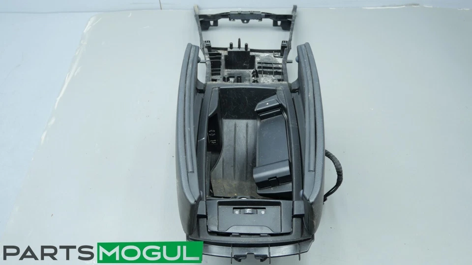 BMW 528i 535i 2009 Gran Turismo F07 reposabrazos 20551207 OEM Foto 3 de 4