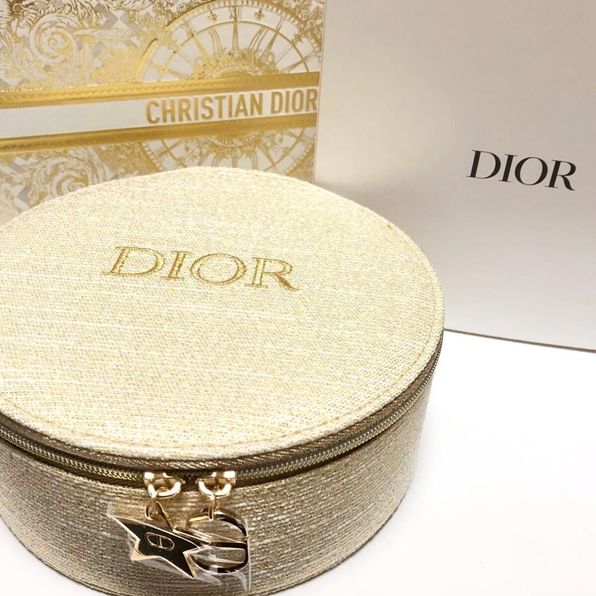 DIOR Beauty Gold Trousse Maquillage Nouveauté Vacances 2024 avec Boîte Limitée de JP