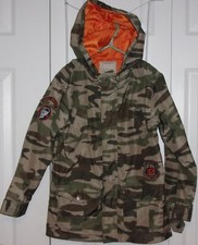 Unisex kids size 6 Lucky Brand, camoflarge, zip/snap lightweight, hooded jacket