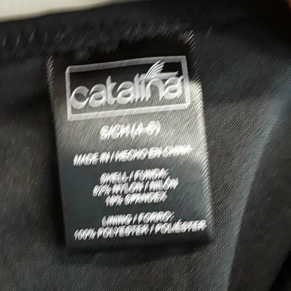 Traje de baño Catalina estampado cachemir de una pieza talla S espalda cruzada sujetador incorporado Foto 4 de 4