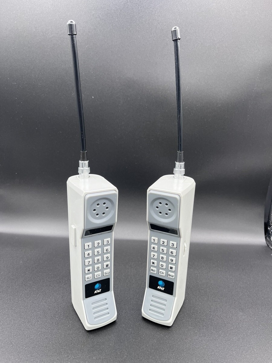 muque Vintage Telephone T (Mサイズ) Vintage 1988 AT&T WALKIE TALKIES Cellular Style Brick Phone Retro