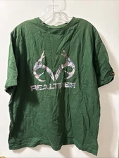Mens Realtree T Shirt L Top Deer Hunting Graphic Tee Buck Camouflage