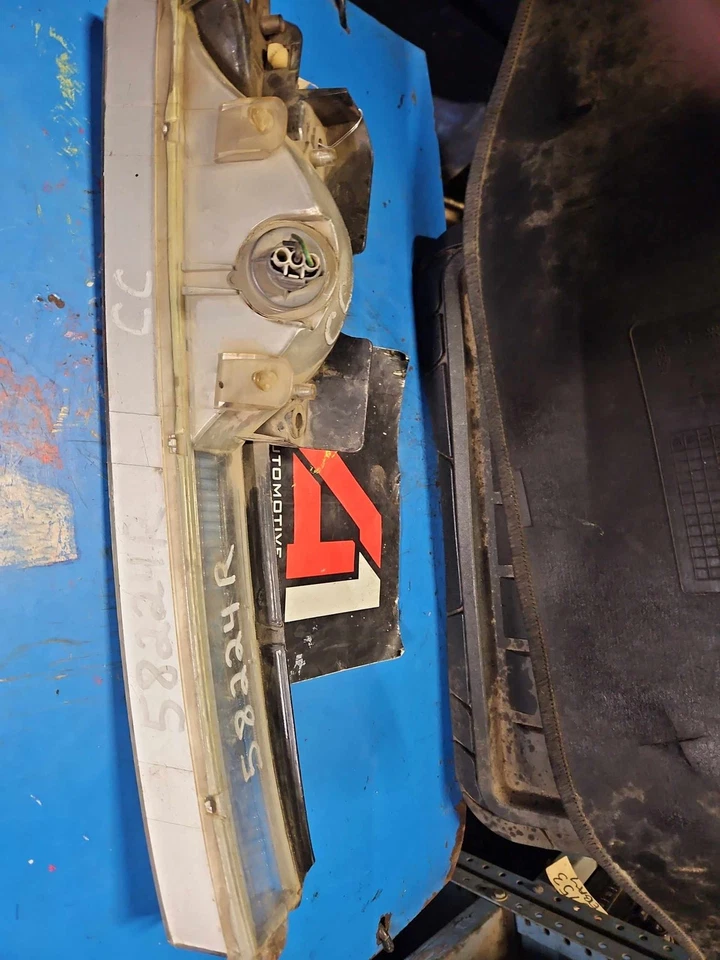 90-91 CHRYSLER LASER EAGLE TALON Right Fog/Park Light/Lamp Passenger Side Rh OEM Foto 4 de 4