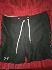 Under Armour Men’s Shorts Size 38 Loose  Black  Drawstring
