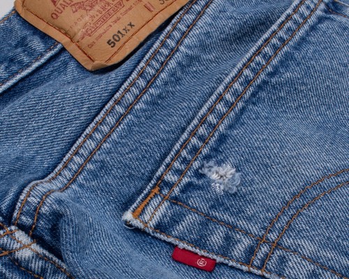 Vintage 1990s Levi's 501 Red Tab Button Fly Blue Denim Jeans Men's Size 33x27 - Picture 8 of 11