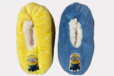 Minions Hausschuhe Pantoffel Puschen Noppen Größen: 25/26 27/28 29/30 31/32