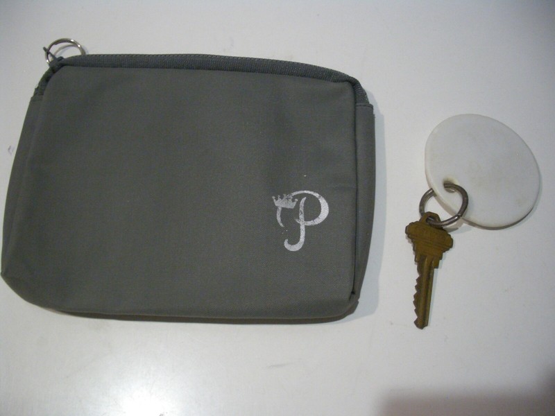 Vintage Mexico Princess Hotels Grey Pouch  SCHLAGE Key  # 614 & Fob  