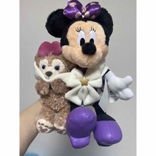 Disney Winter Twinkling Town Plush Shelley May Minnie