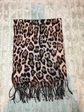 Woman’s Leopard Print Scarf