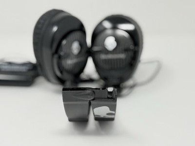 SKULLCANDY SKULLCRUSHERS SUPREME SOUND HEADPHONE WITH SUBWOOFER
