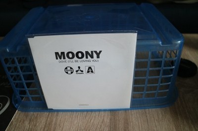 Moony - Dove
