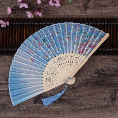 Schicker japanischer F?cher mit Quaste Anh?nger perfektes Accessoire f??r Kimo