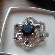 Beautiful 1.65 CT Blue White Sapphire 925 SS Lab Created Flower Cocktail Ring