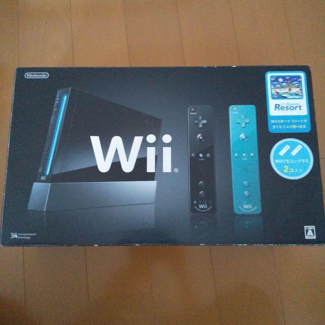 Nintendo Wii Black Console 2 Remote Control Sports Resort Mario