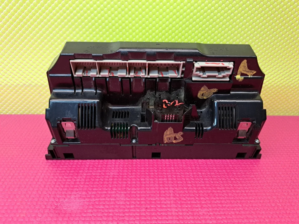 Audi A6 2005 fabricante original calefacción aire acondicionado panel de control asientos térmicos 4F1820043J 06-11 Foto 2 de 3