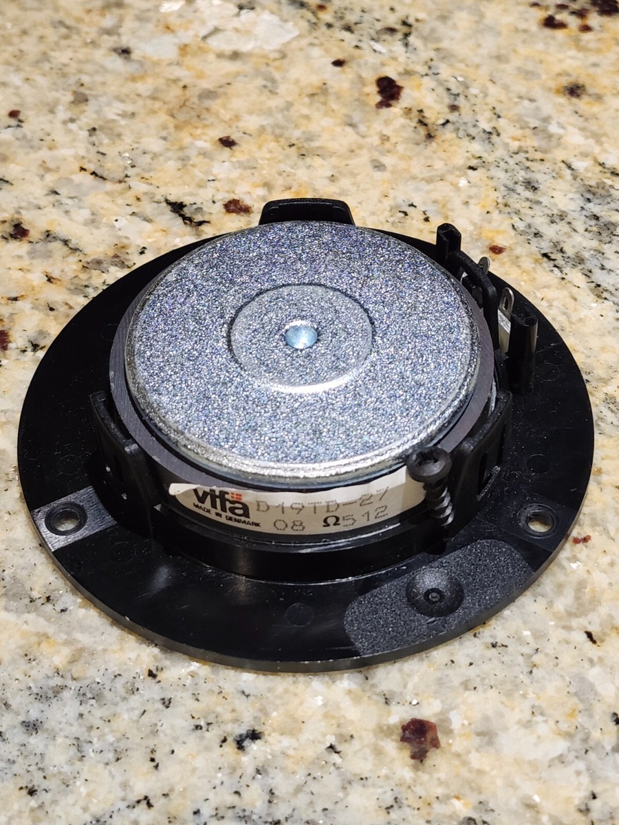 One Vintage Vifa D19TD-27 Tweeter 8 Ohms 9.25 cm Diameter Made in