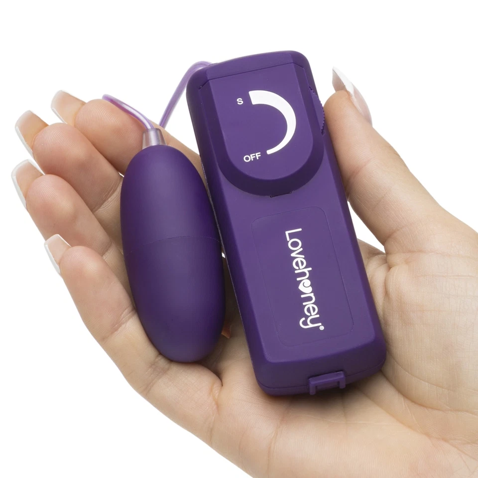 Lovehoney Love Egg Sex Toy - Powerful G-Spot Vibrator - Remote Controlled - Image 2 of 4