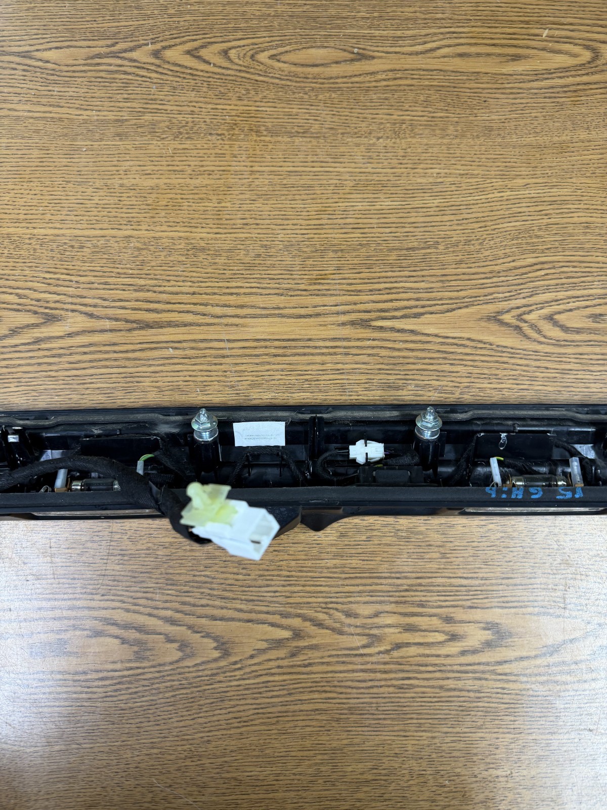 2014-2017 Maserati Ghibli Trunk Deck Lid License Lamp Molding Cover Trim Panel