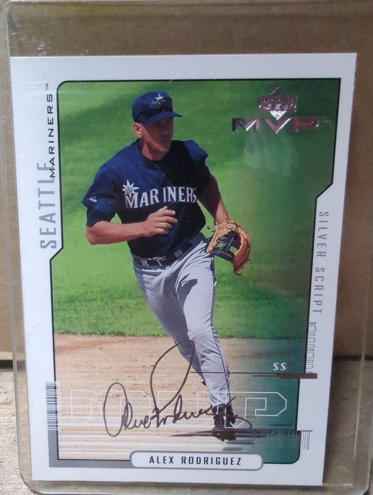 2000 Upper Deck MVP #104 Alex Rodriguez Silver Script