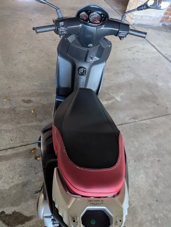 Aprilia SR125 Motard 2014 - No Rego, Not Running #read desc. Plus Extra Scooter. - image 3 of 4