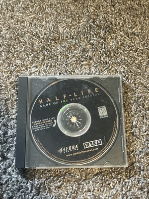 Half-Life 2: Game of the Year Edition (PC, 2005)