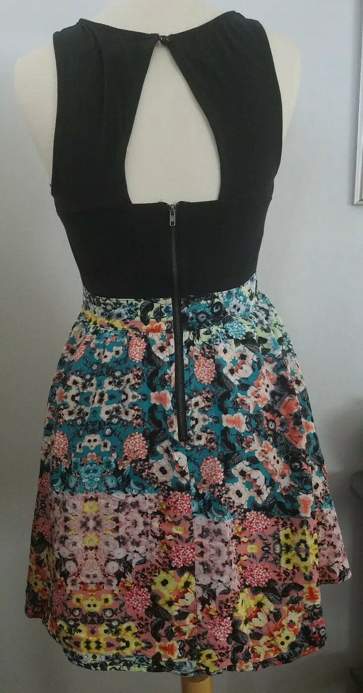 Foto 7 di 7
