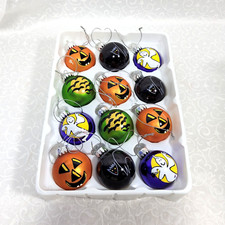 12 Pieces Halloween Ornaments Ghosts ,Black Cats ,Bats,Jack o Laterns 2" READ