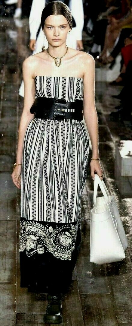 dior corset dress 10 times celebs wore Dior's corset dress | ELLE Canada Magazine