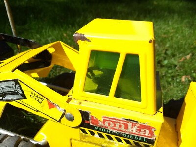 Chargeur Frontal Tonka Mighty – Turbo-Diesel – Acier/Métal – Jaune – Vintage – XMB-975