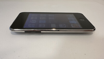 Apple iPod Touch 2nd Generation 8GB - Black - Power Button Issue