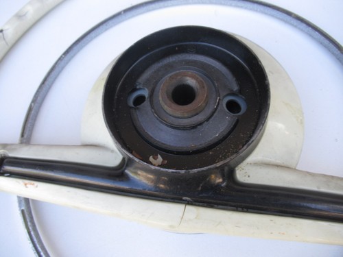 Mercedes Vintage Steering Wheel - Picture 18 of 23