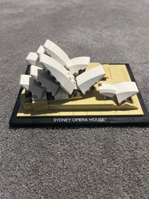 LEGO ARCHITECTURE: Sydney Opera House (21012)