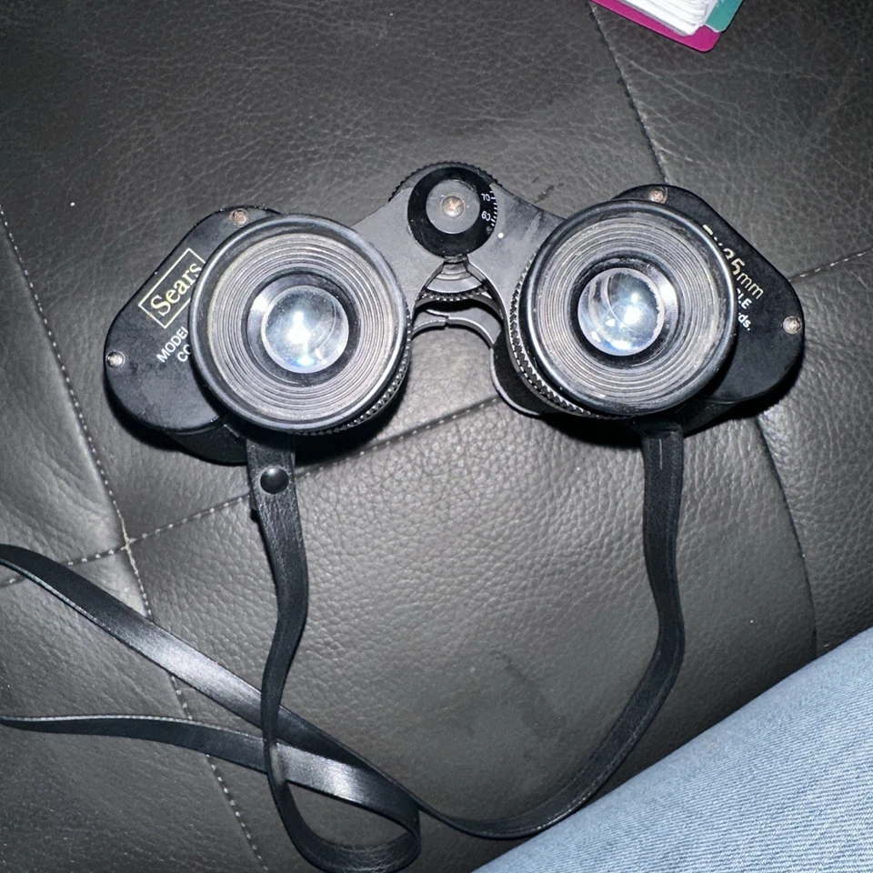 Sears 7x35mm Wide Angle Binoculars Coated Optics Model # 445.25110 500ft @ 1000 - Image 3 of 4