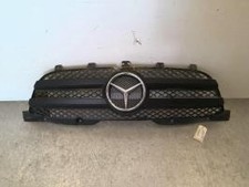 Calandre Mercedes 209