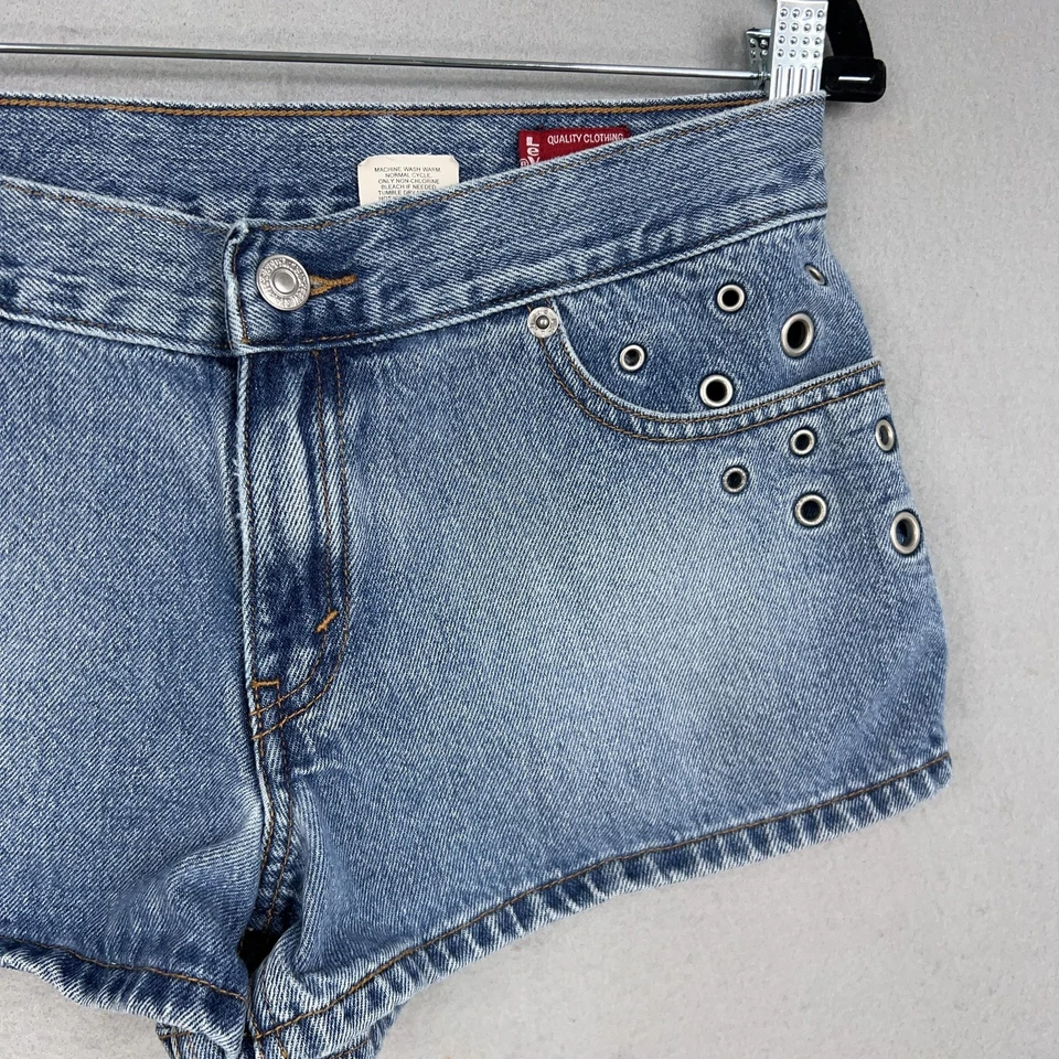 Vintage Levis Shorts Womens 5 Blue Denim Low Rise Grommet Y2K 90s Micro - Image 3 of 4